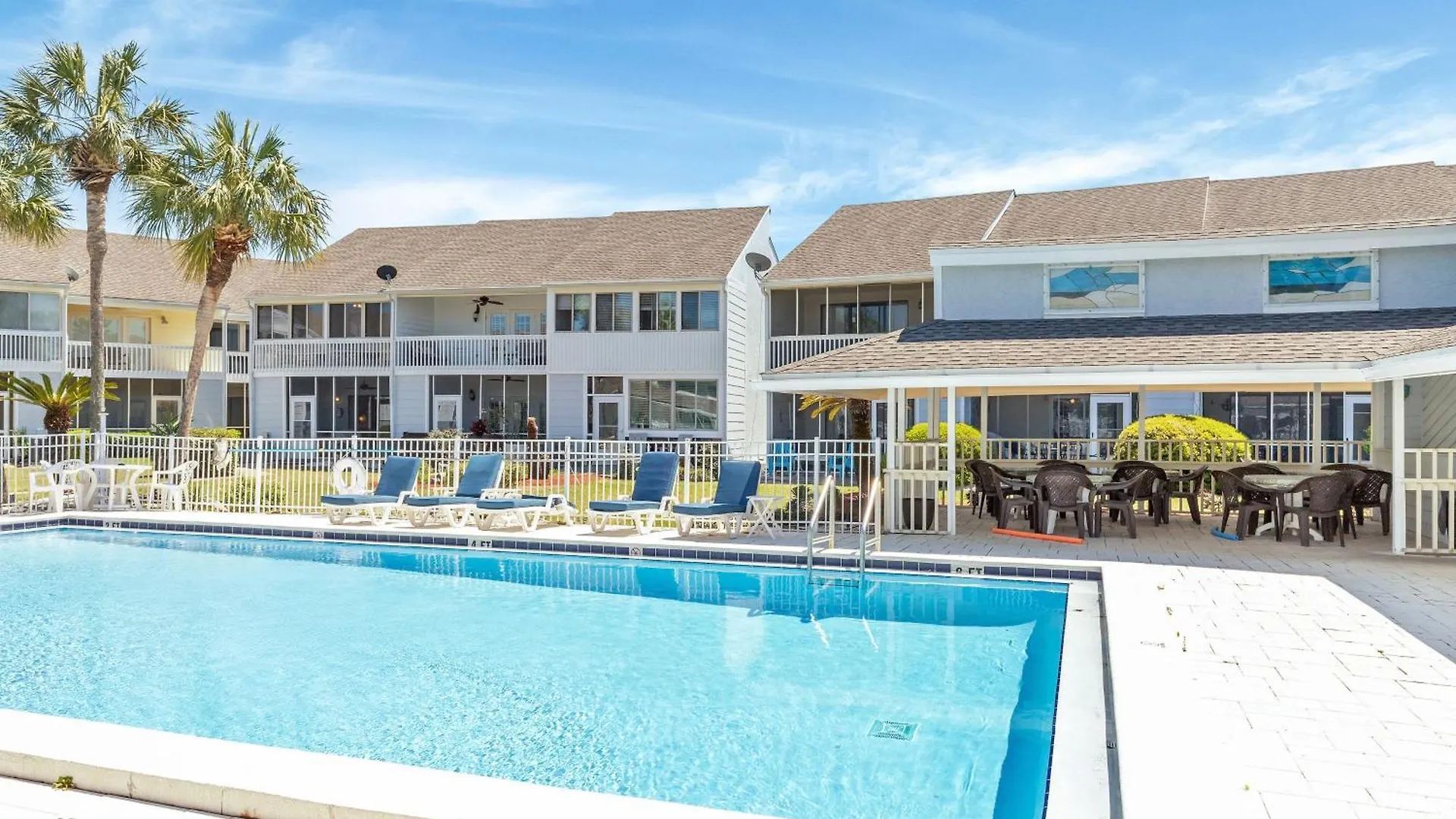 Apartment Sandpiper Cove 1129- By Holiday Isle Properties Destin